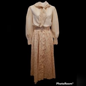 Lauren Ralph Lauren Floral Cream Color Cotton Skirt Size 8